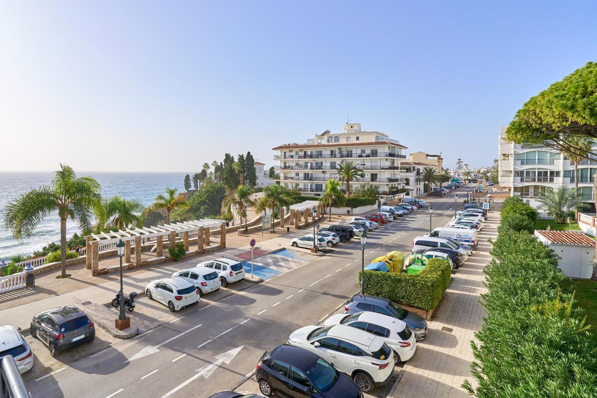 Apartament Spectacular Sea Views, 2 Bed,2 Bath Nerja Zewnętrze zdjęcie