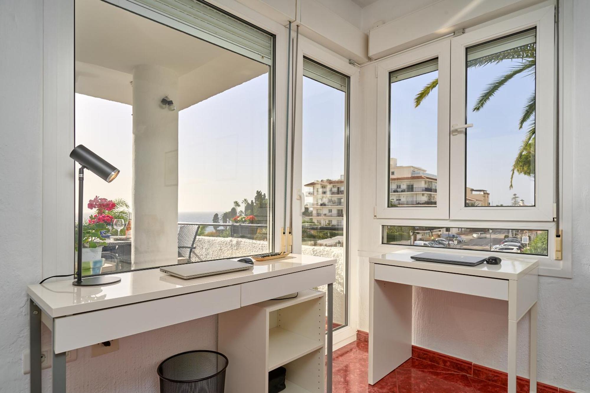 Apartament Spectacular Sea Views, 2 Bed,2 Bath Nerja Zewnętrze zdjęcie