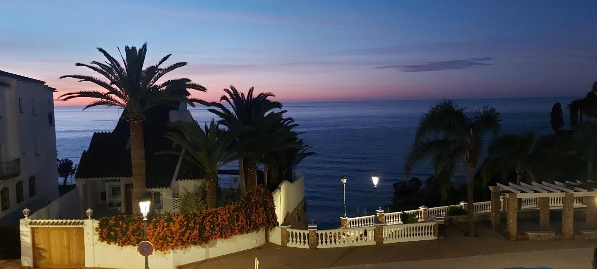 Apartament Spectacular Sea Views, 2 Bed,2 Bath Nerja Zewnętrze zdjęcie