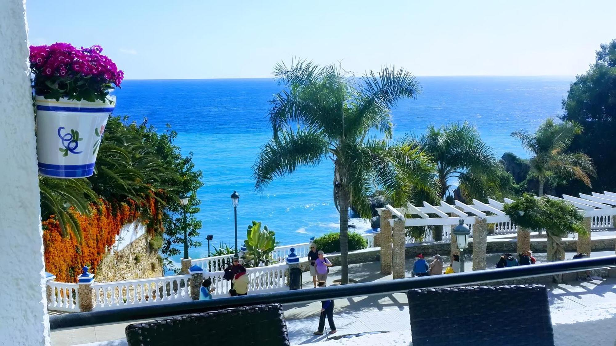 Apartament Spectacular Sea Views, 2 Bed,2 Bath Nerja Zewnętrze zdjęcie